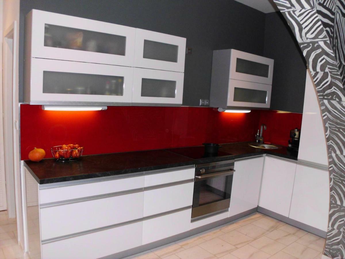 Central Vienna Apartment With Unique 40M2 City Garden & Self Check In エクステリア 写真